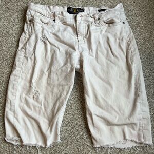 Lucky Brand Ripped Brooke Capri 6/28